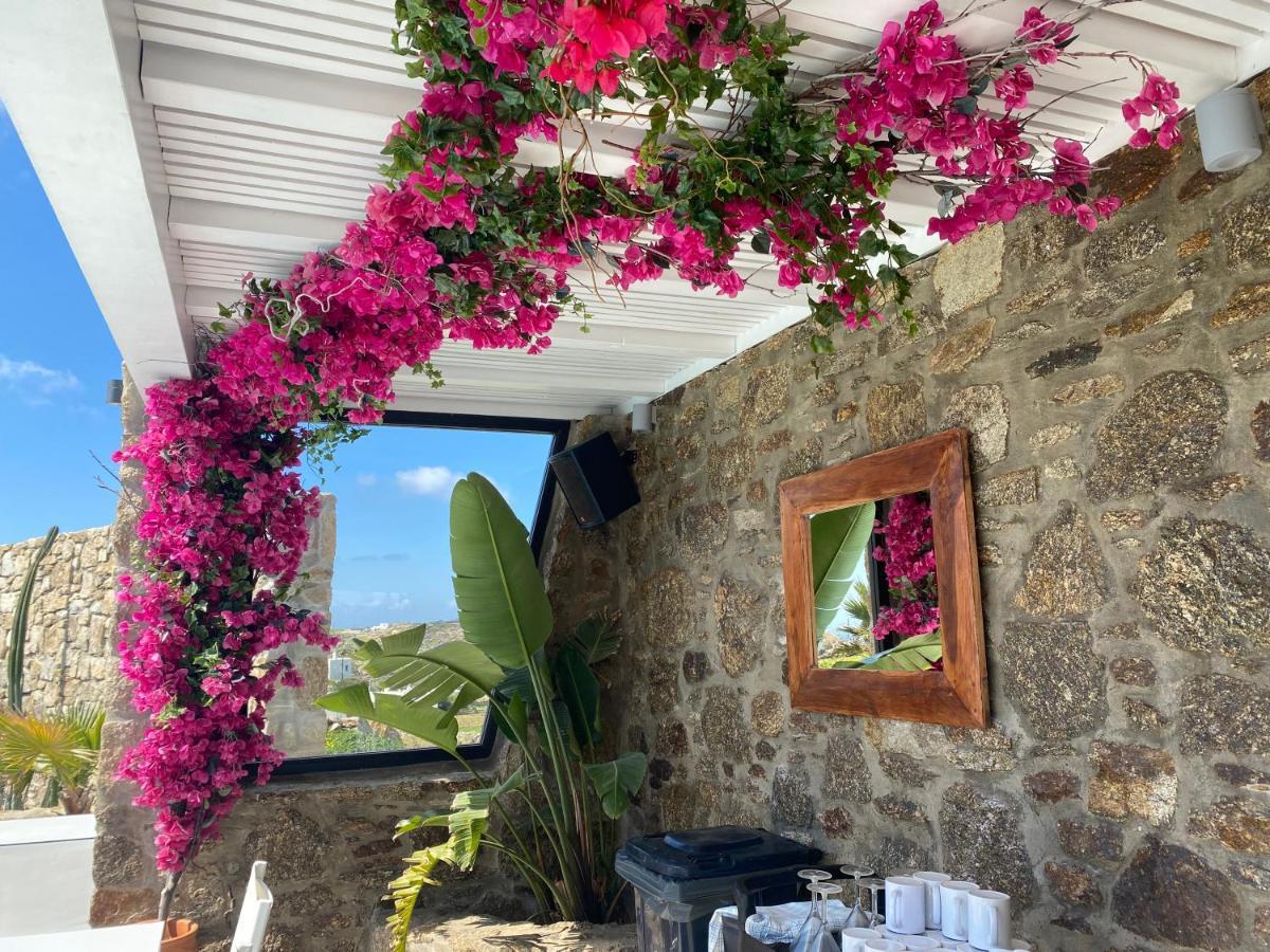 Bianco A Nero Mykonos