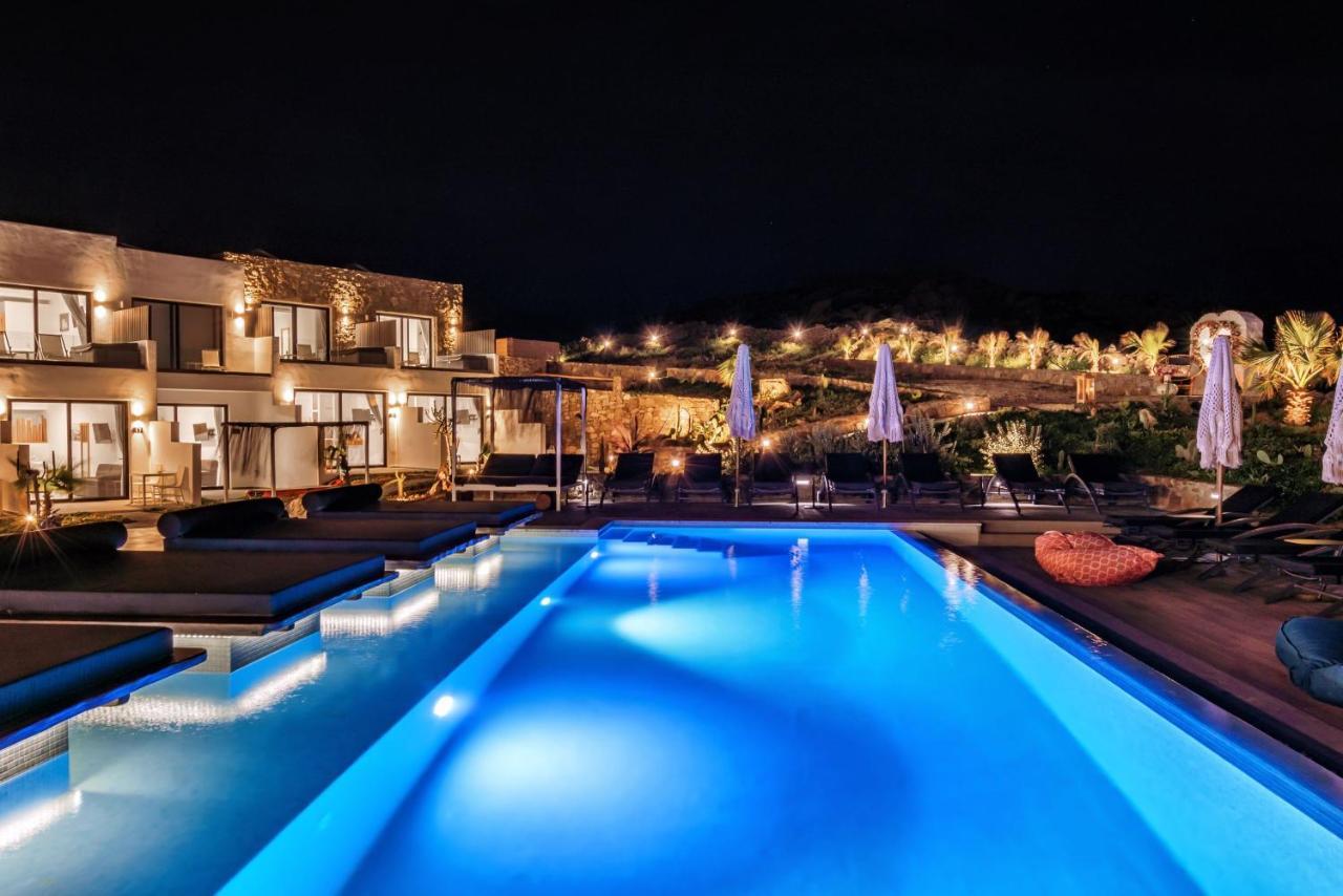 Bianco A Nero Mykonos